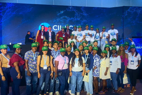 jovenes en ciencia para la paz